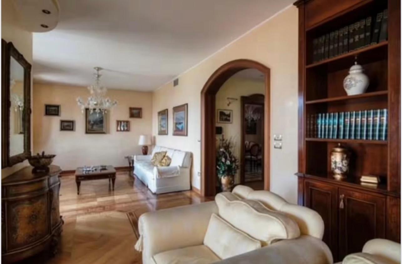 Charming & Luxury Villa Como Lake المظهر الخارجي الصورة